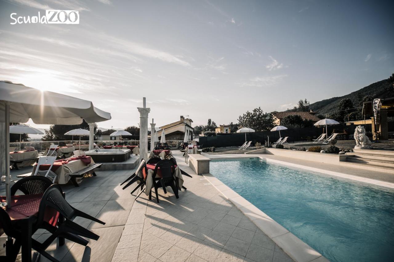 La Villa Guest House Capitignano Bagian luar foto