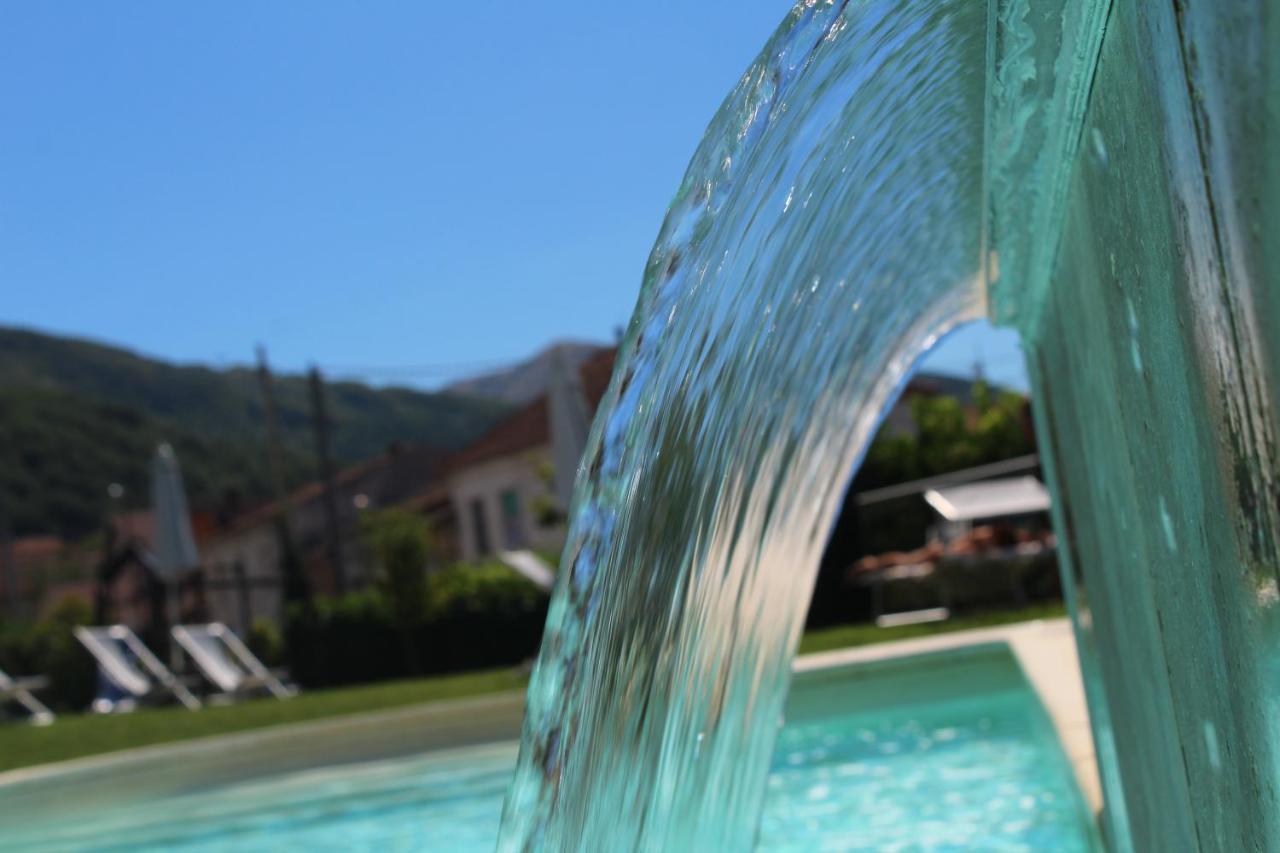 La Villa Guest House Capitignano Bagian luar foto