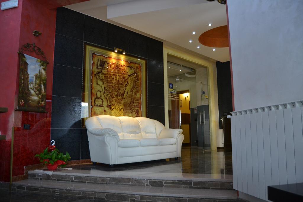 La Villa Guest House Capitignano Bagian luar foto